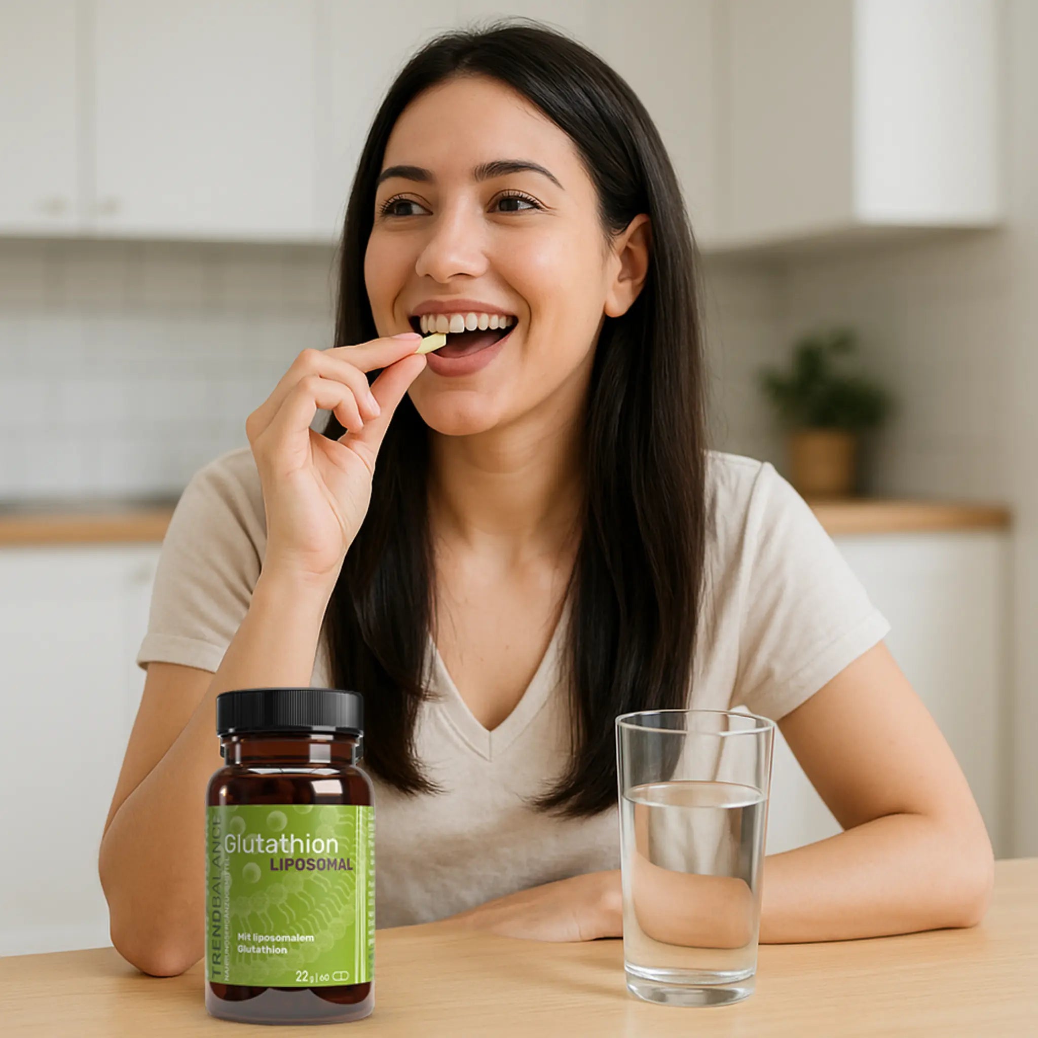Bild Frau Glutathion Liposomal Einnahme 